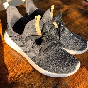 Women’s adidas cloudfoam black white beige